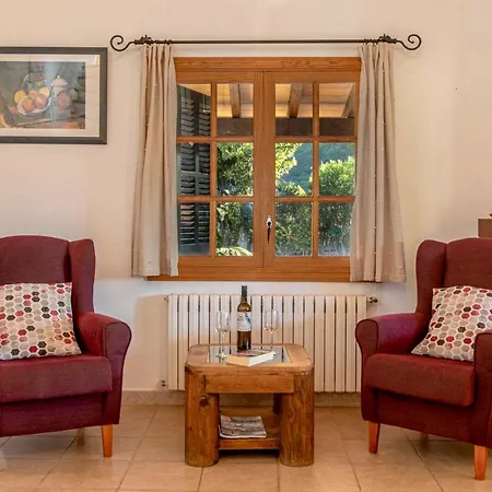 Sleeps 6 With Pool Air Con And Wifi Villa Pollenca