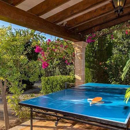 Sleeps 6 With Pool Air Con And Wifi Villa